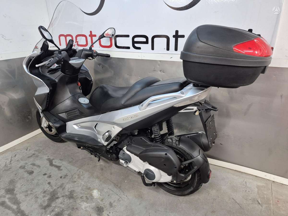 Gilera Nexus 250cc, мотороллеры / мопеды