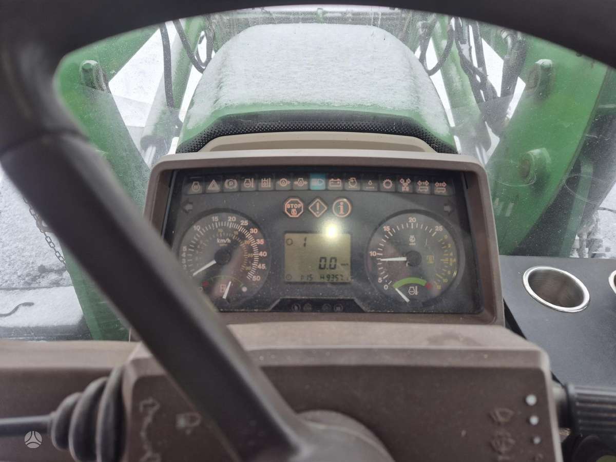 John Deere 6320 / 6430, traktoriai