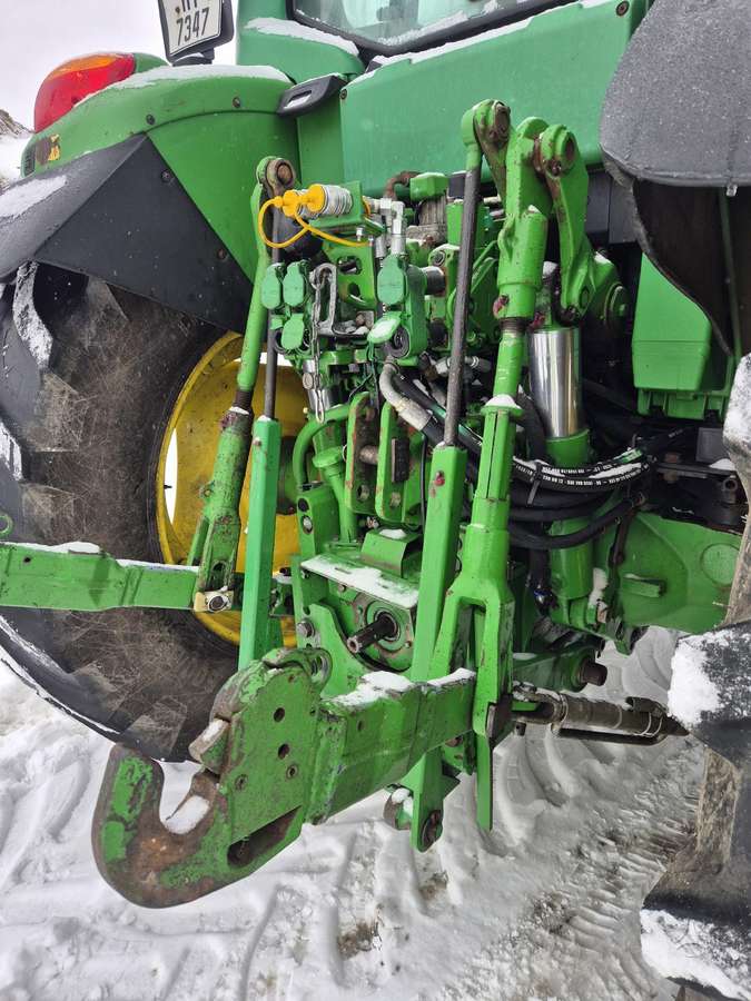 John Deere 6320 / 6430, traktoriai