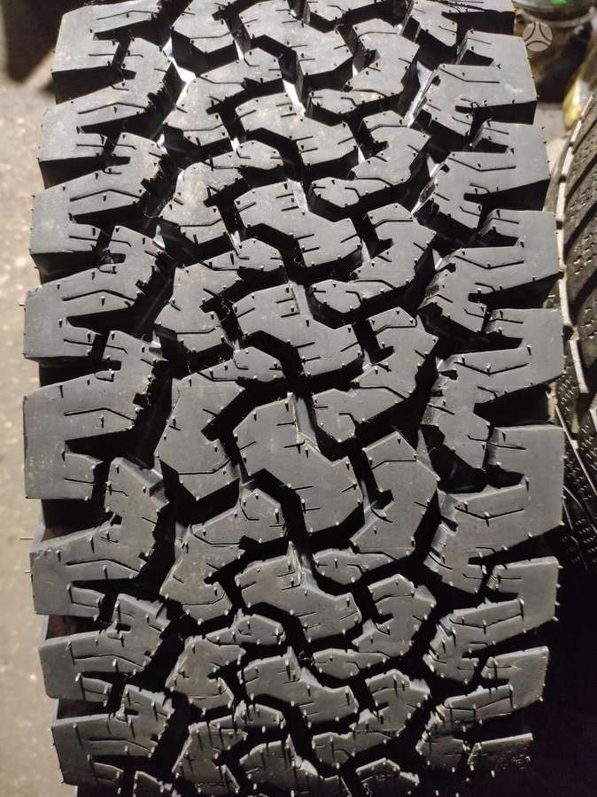 Westlake, всесезонные 265/65 R17