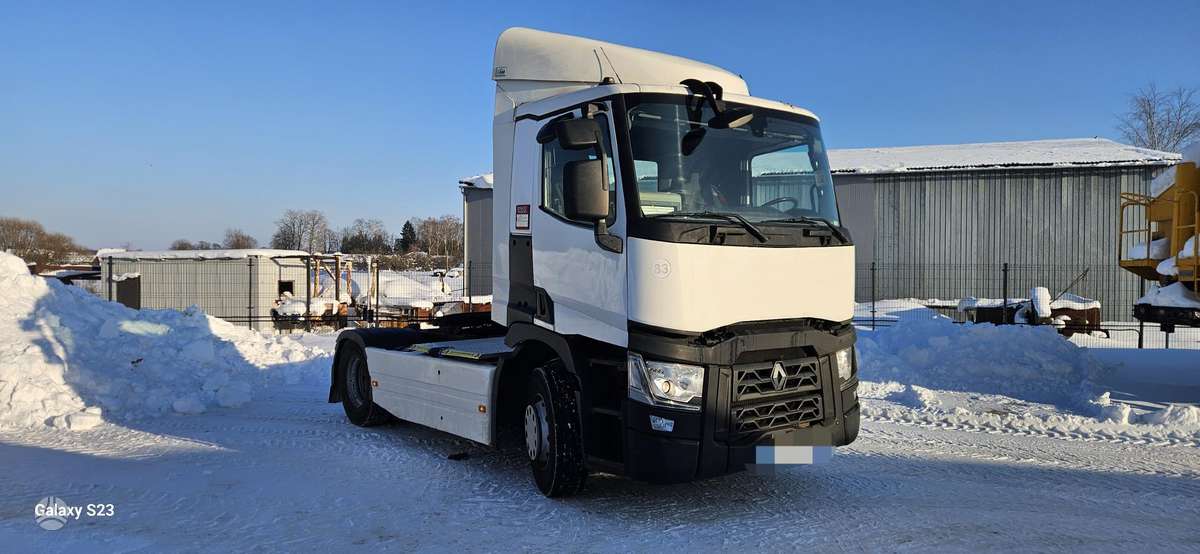 Renault T460, no sleeping space