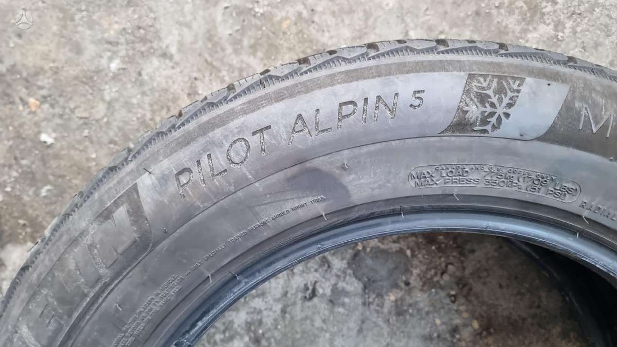 Michelin Pilot Alpin 5, winter 215/65 R17