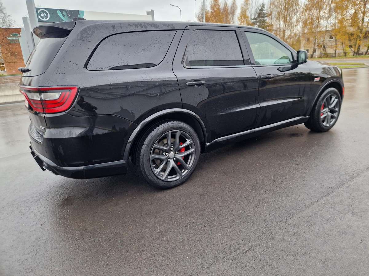Dodge Durango, 6.4 l., off-road / crossover