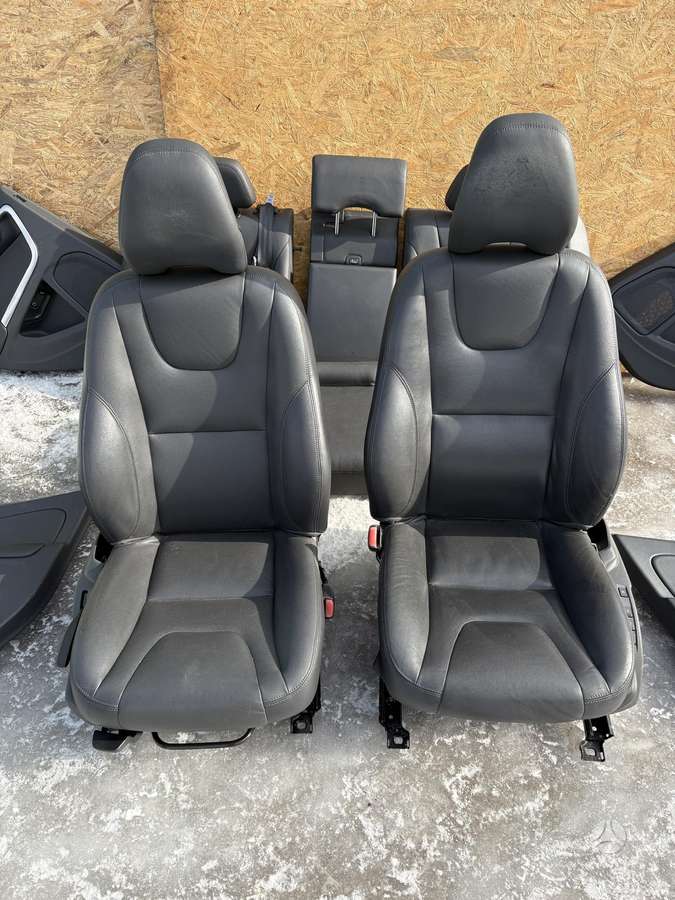 Volvo V60 durų apmušalai, sėdynės