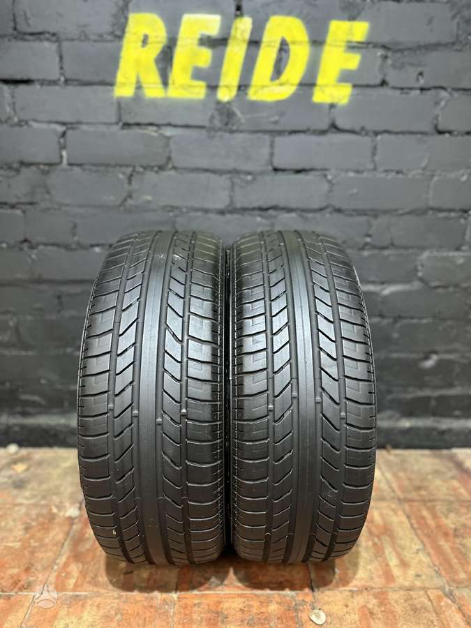 Pirelli P Zero, летние 215/45 R18
