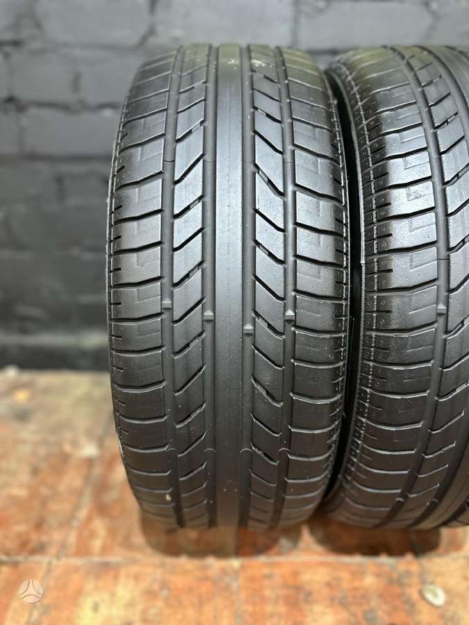 Pirelli P Zero, vasaras 215/45 R18