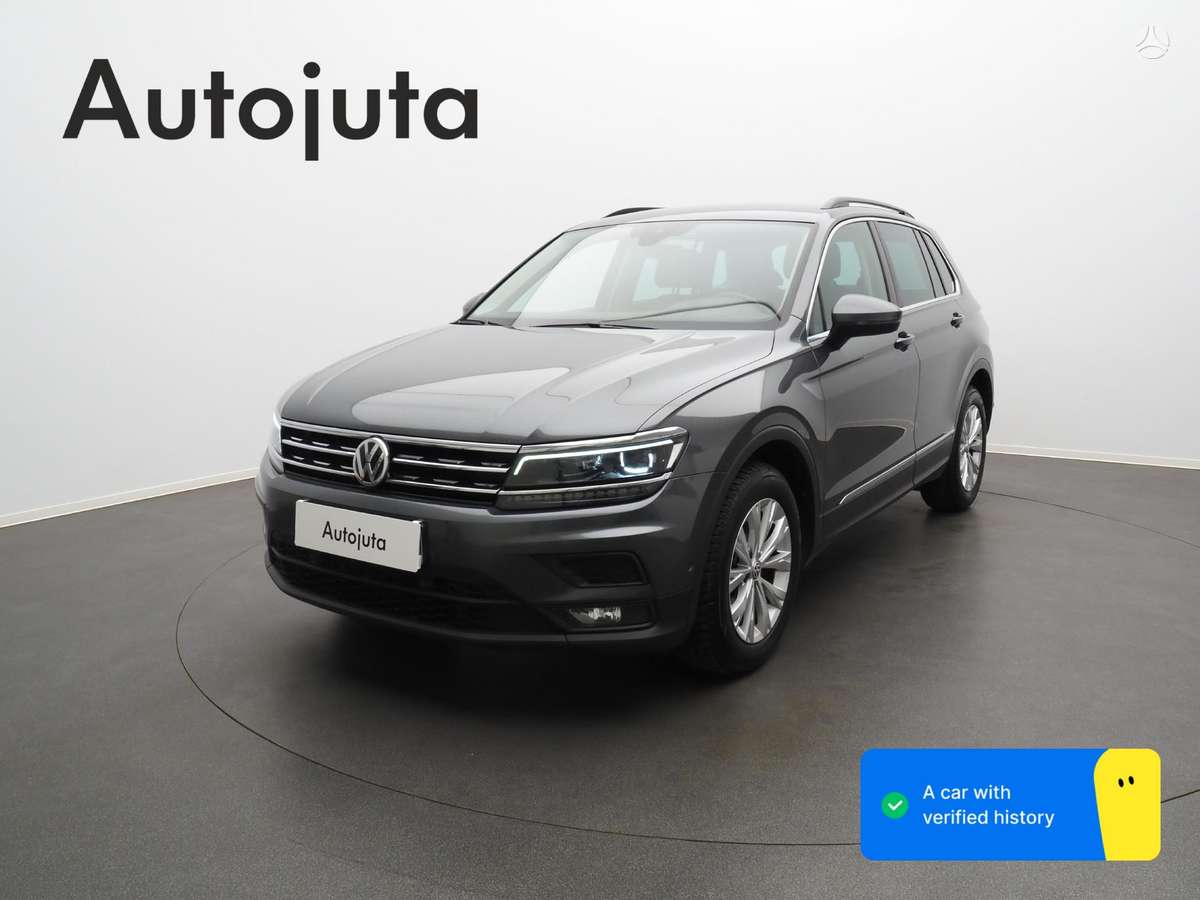 Volkswagen Tiguan - 1