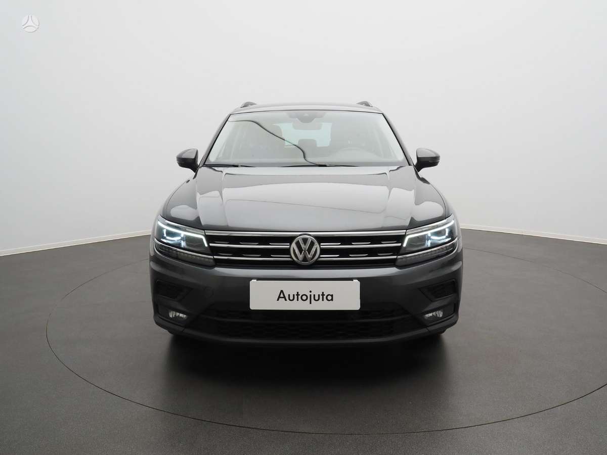 Volkswagen Tiguan - 2