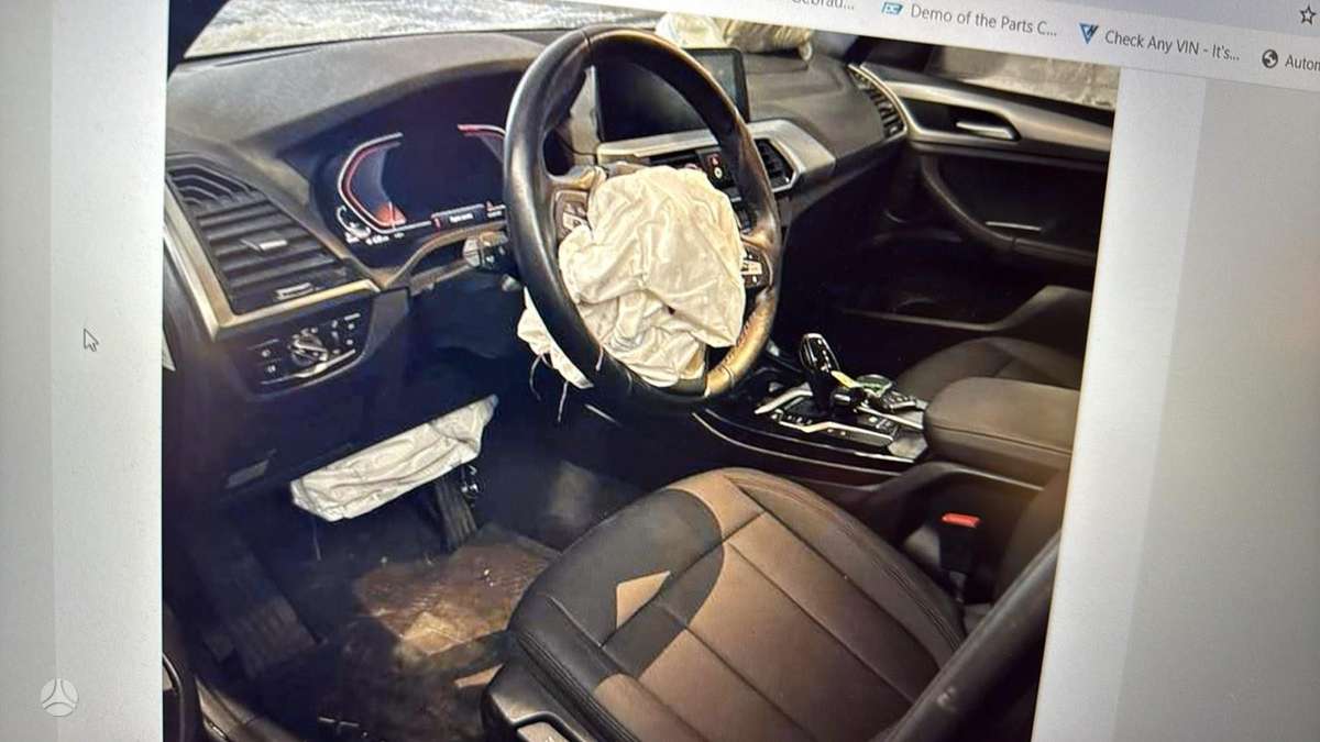 BMW X3 dalimis. 68000 km a90