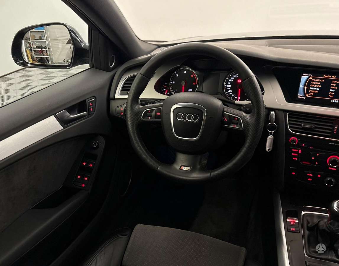 Audi A4, 2.0 l., universalas