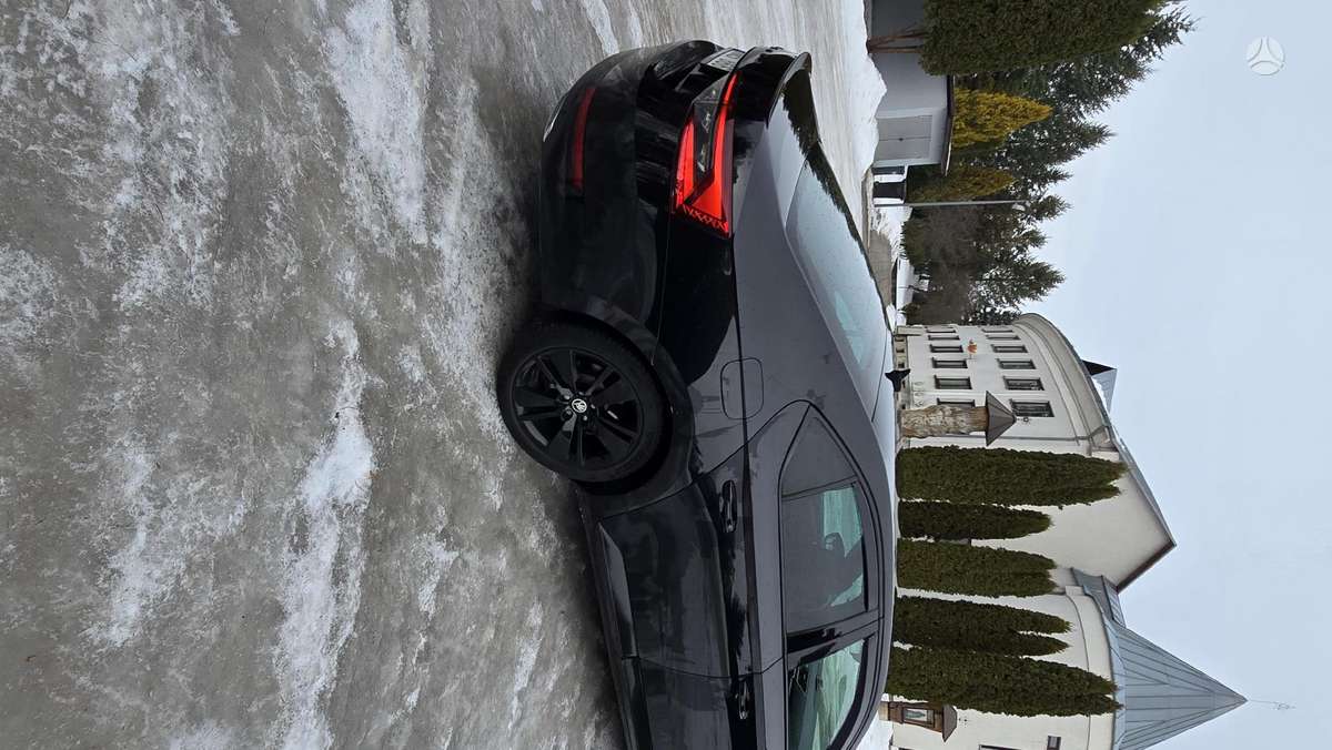 Skoda Superb, 2.0 l., hatchback