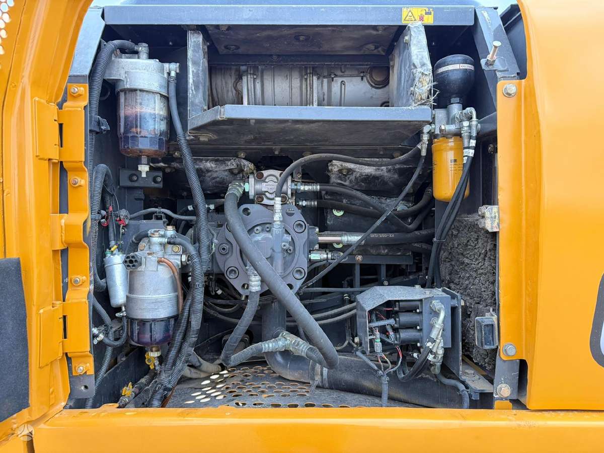 Case CX 210  , 800 mm tracks, экскаваторы