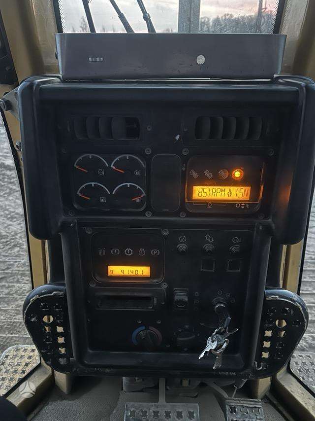 Caterpillar D5N LGP, бульдозеры
