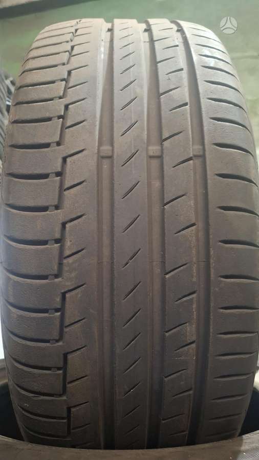 Continental Pirelii, summer 235/50 R19