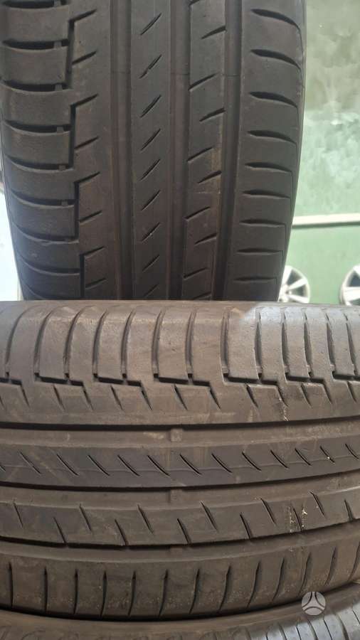 Continental Pirelii, summer 235/50 R19