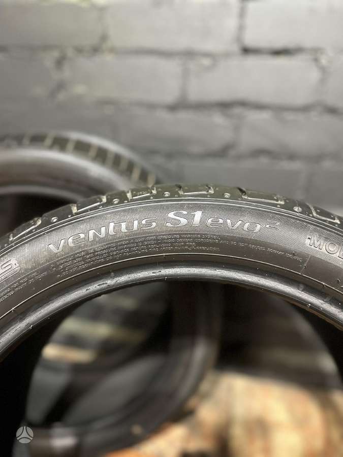 Hankook Ventus S1evo2, summer 245/40 R18