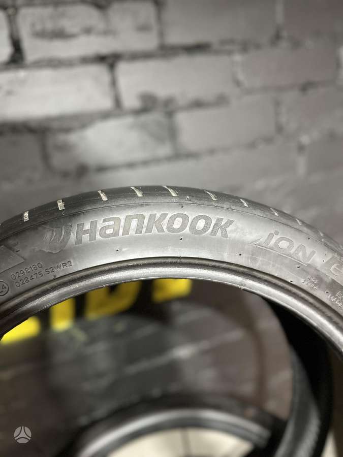 Hankook Ion evo, vasarinės 235/40 R19