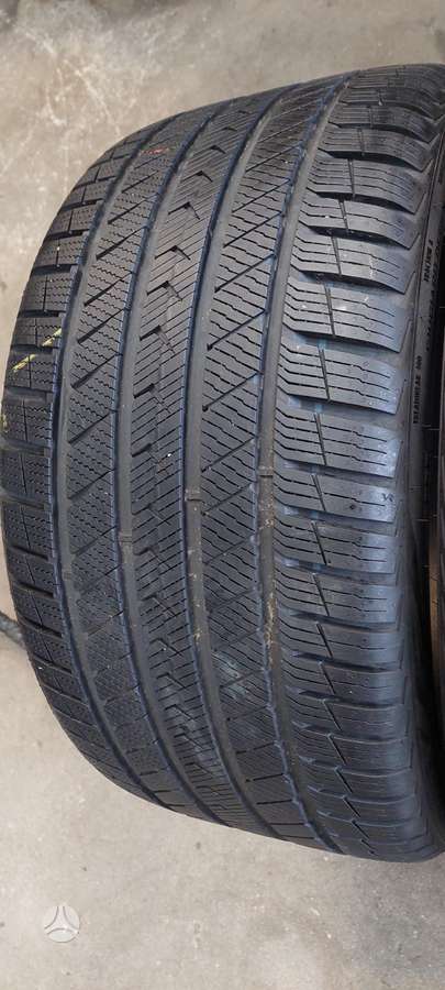 Vredestein, зимние 275/30 R20