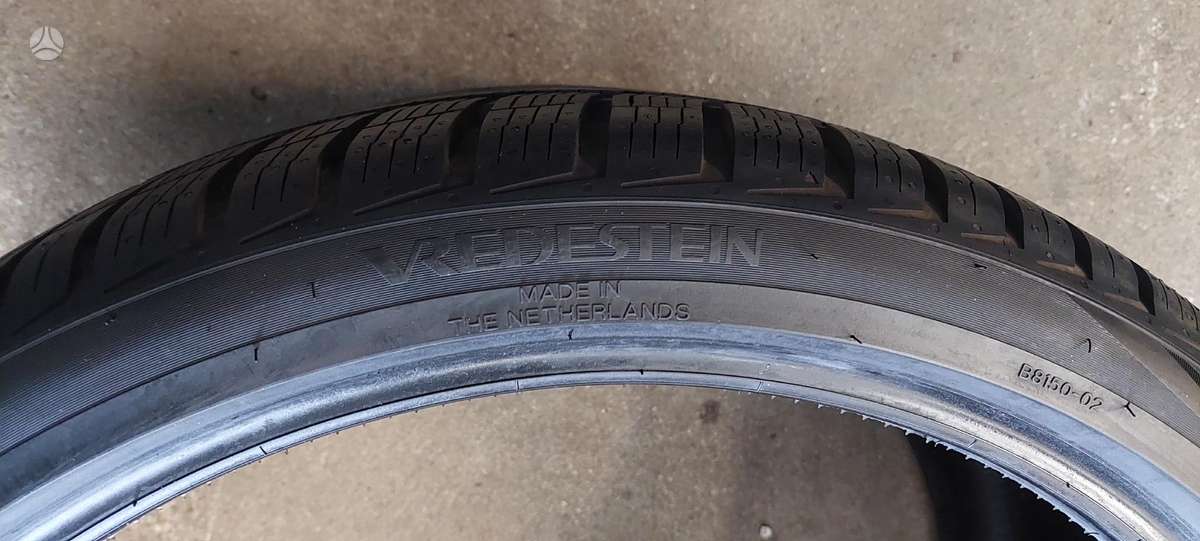 Vredestein, winter 275/30 R20