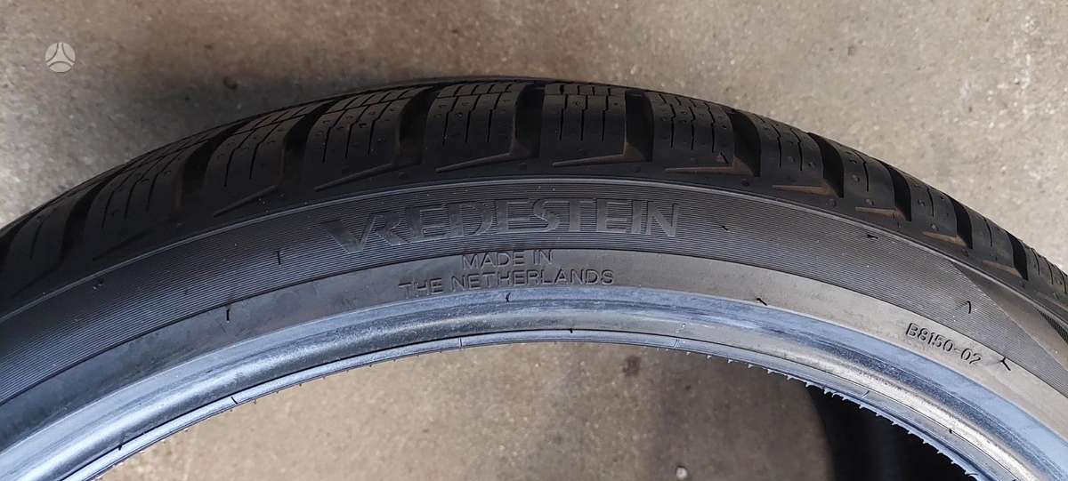 Vredestein, зимние 275/30 R20