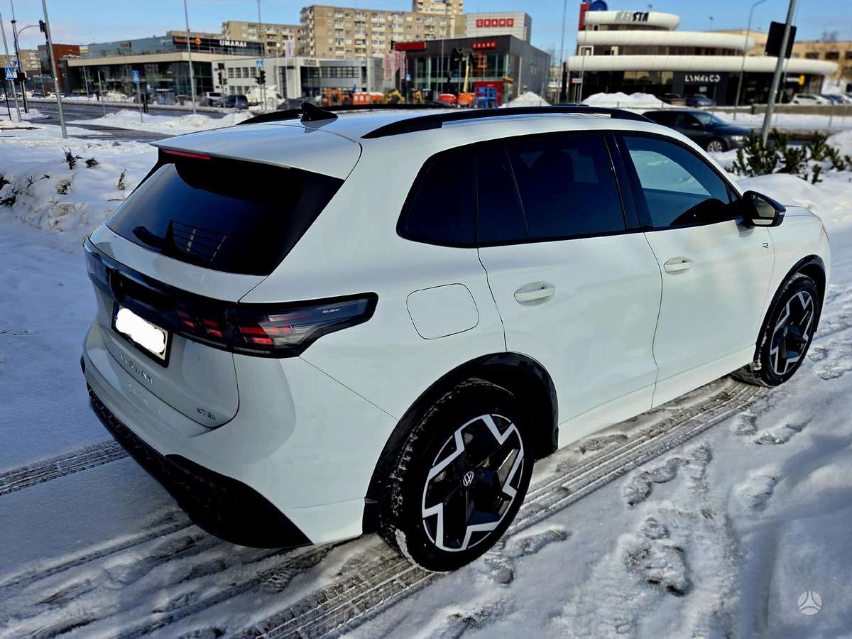 Volkswagen Tiguan, off-road / crossover