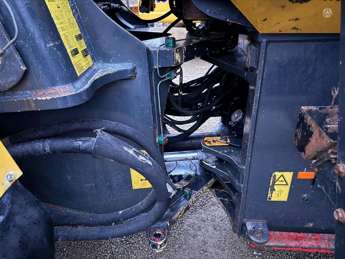Komatsu WA 470-5 JAPAN MADE, frontal loader