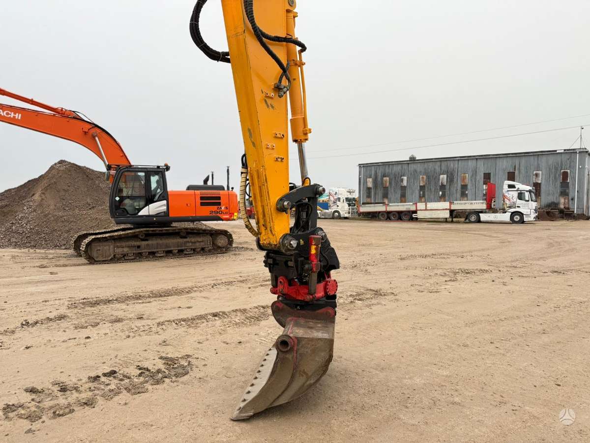 Hyundai Robex 140 W-7A ROTOTILT, экскаваторы
