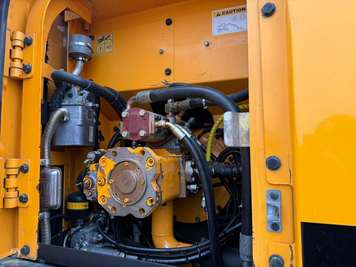 Hyundai Robex 140 W-7A ROTOTILT, экскаваторы