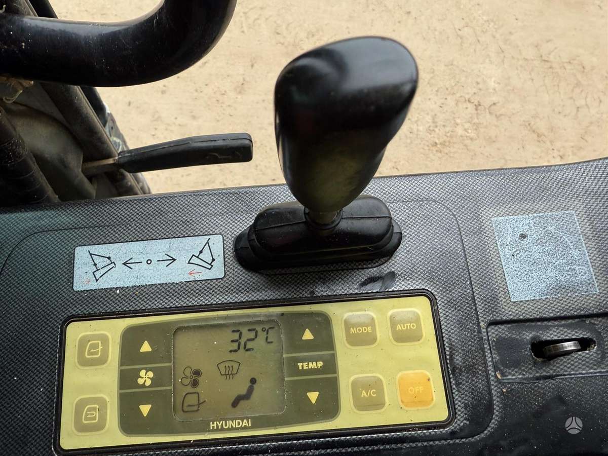 Hyundai Robex 140 W-7A ROTOTILT, экскаваторы
