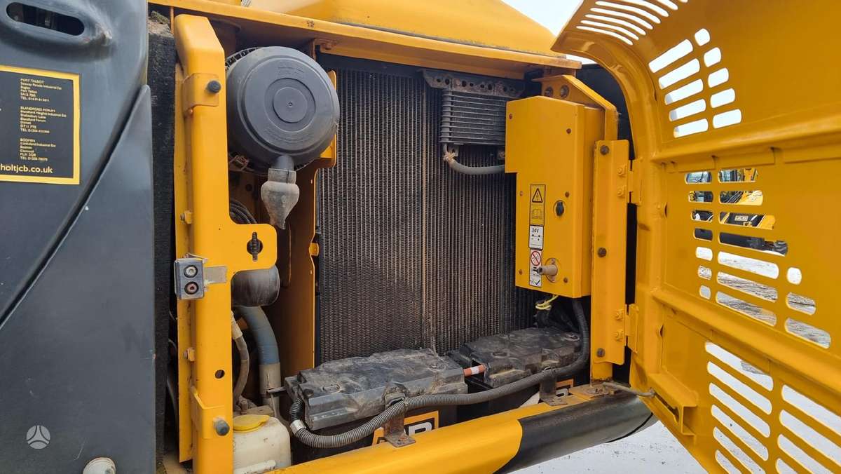 JCB JS 145 LC, ekskavatori