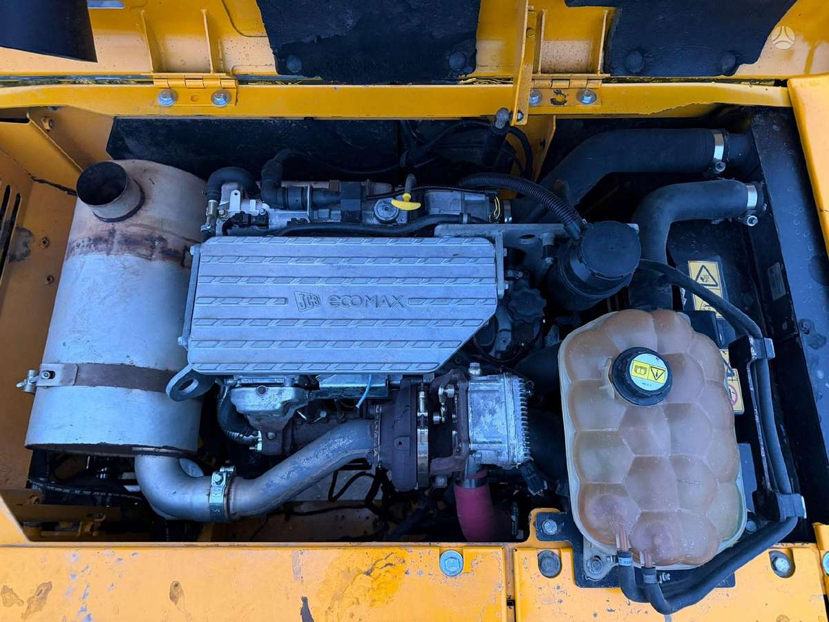 JCB JC 220 LCT4, ekskavatori