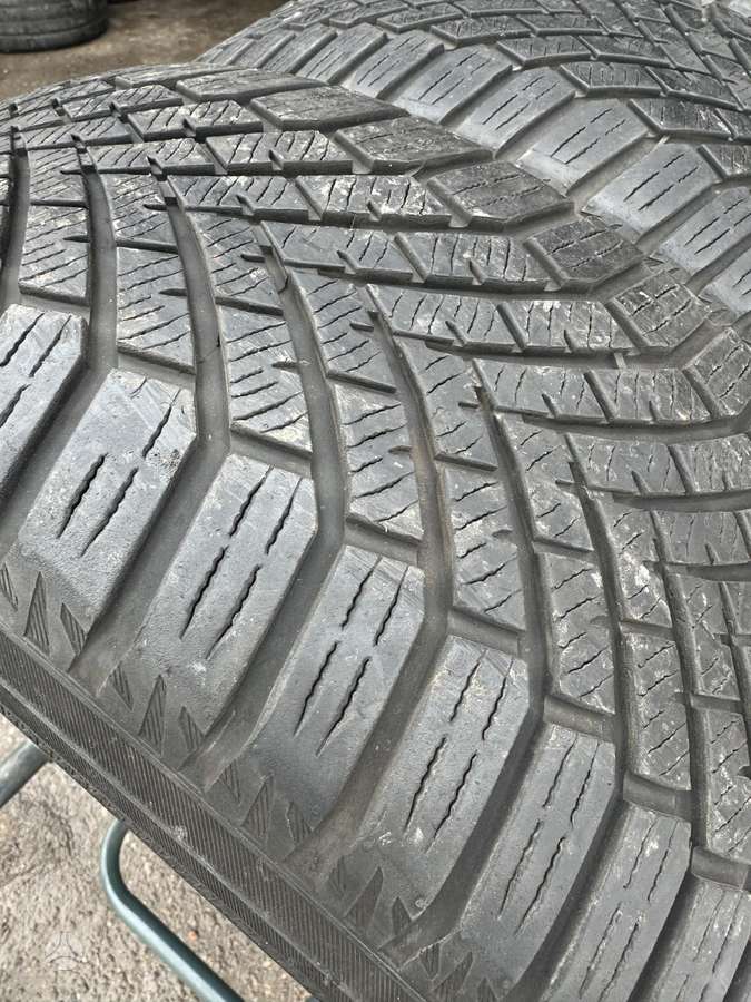 Yokohama, winter 225/50 R18