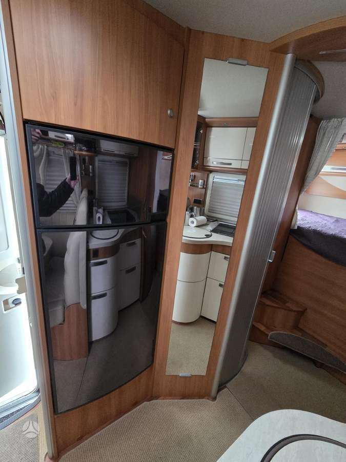 Hymer B594, campers