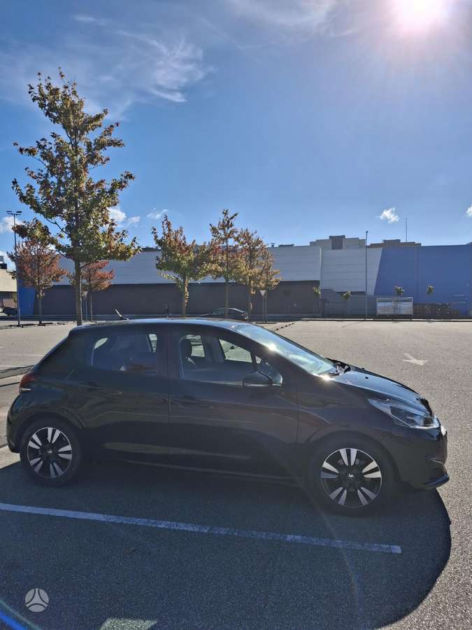 Peugeot 208 - 2