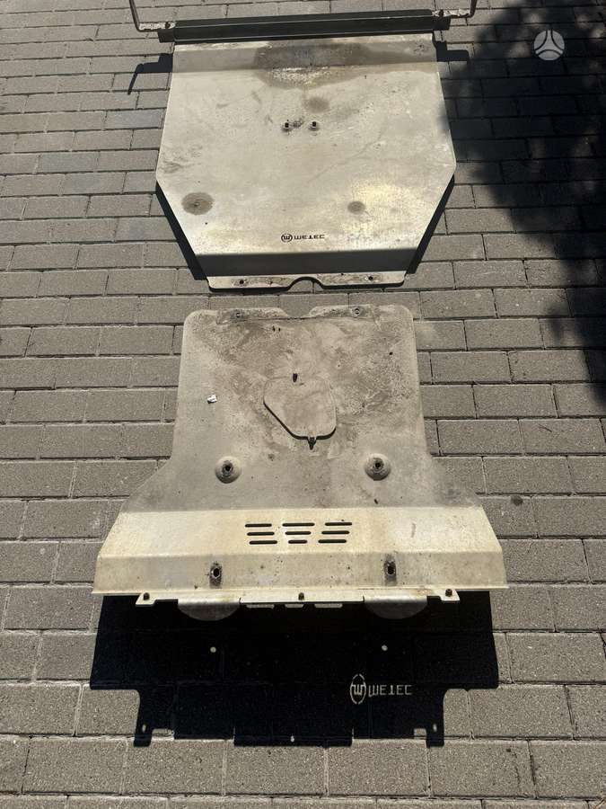 Toyota Hilux kėbulo dalys