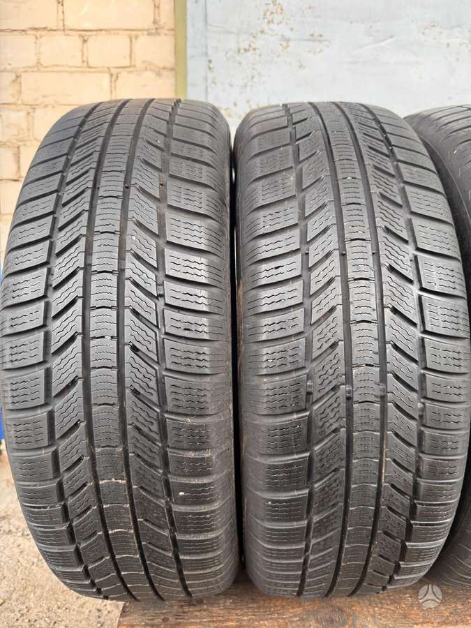 Continental TS870P, all-season 215/60 R17
