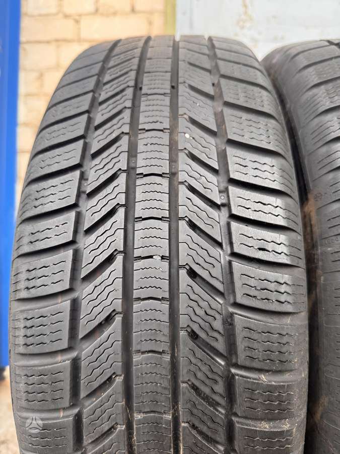 Continental TS870P, all-season 215/60 R17