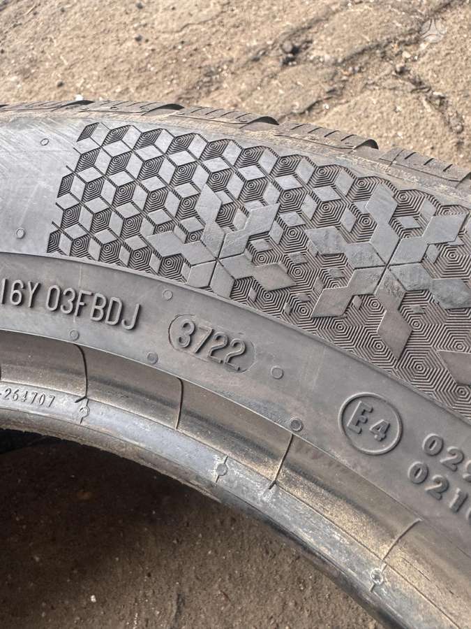 Continental TS870P, всесезонные 215/60 R17