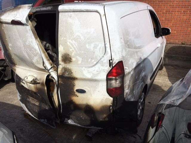 Ford Courier Dalimis is anglijos