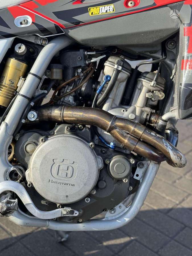 Husqvarna SMR 450cc, supermoto
