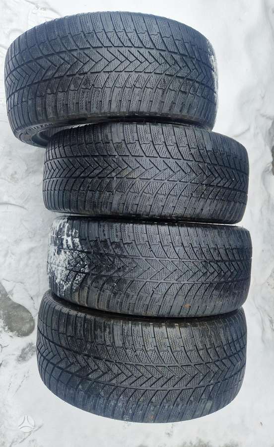 Bridgestone Blizzak, зимние 275/40 R22