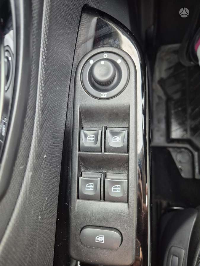 Renault Captur, 1.2 l., off-road / crossover