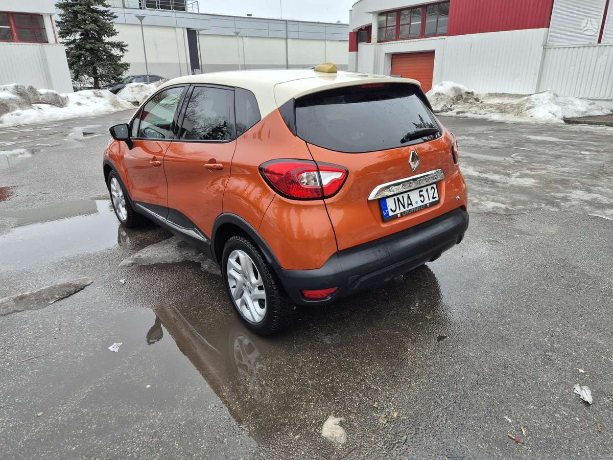 Renault Captur, 1.2 l., off-road / crossover