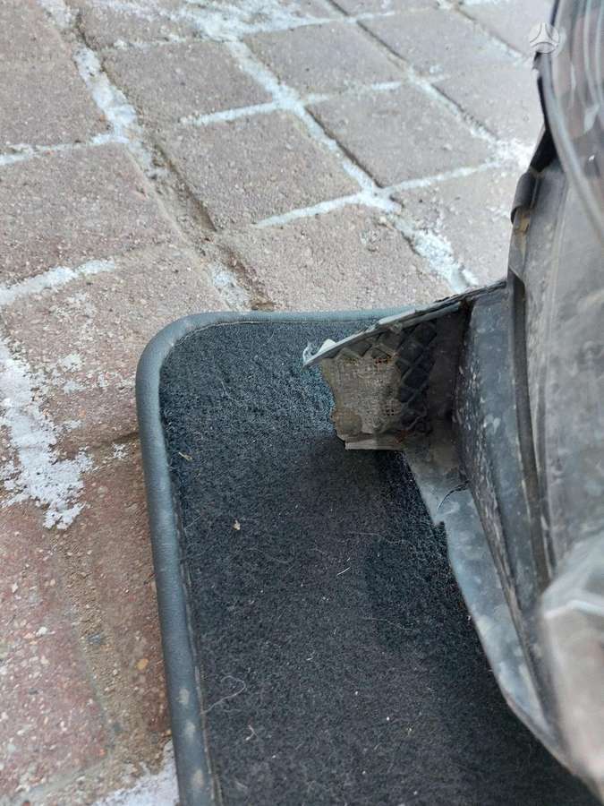 Renault Captur žibintai