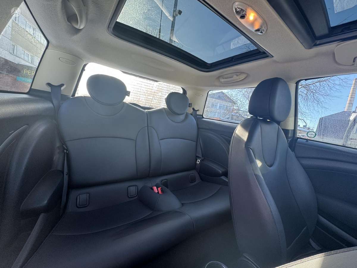 Mini Cooper, 1.6 l., Хэтчбек