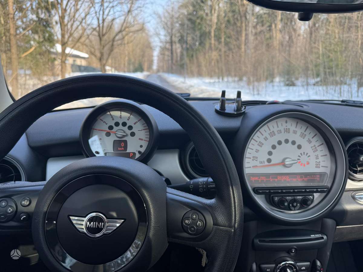 Mini Cooper, 1.6 l., Хэтчбек
