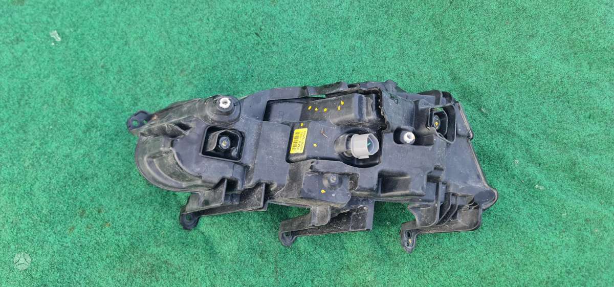 Hyundai i40, 92101- 4P500