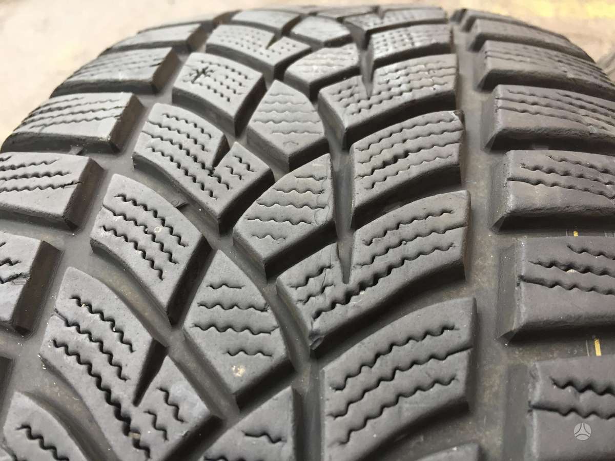Goodyear UG Performance gen-1, universalios 215/60 R16
