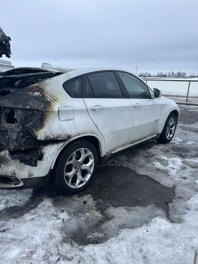 BMW X6 for parts