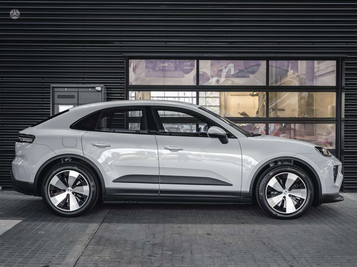 Porsche Macan, 100 kWh, visurgājējs / krosovers